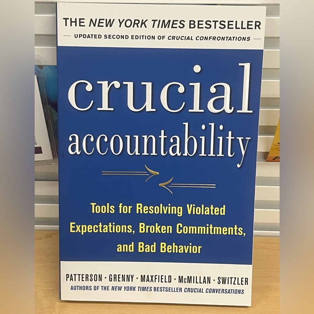 😍 3 x $15 Clearance BOOK Crucial Accountability New York Times best Selling